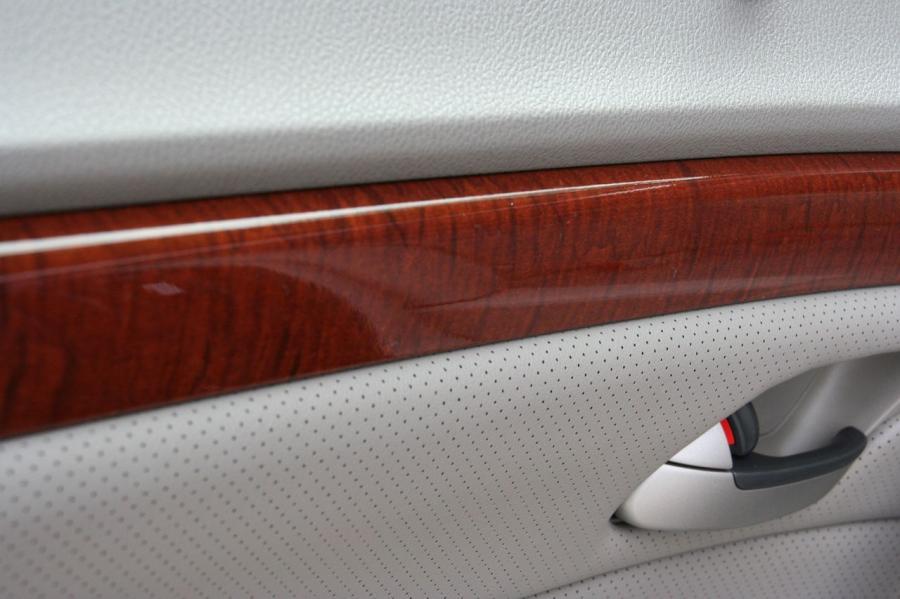 Детали интерьера Acura RL 2008 года  (фото 79 из 85)